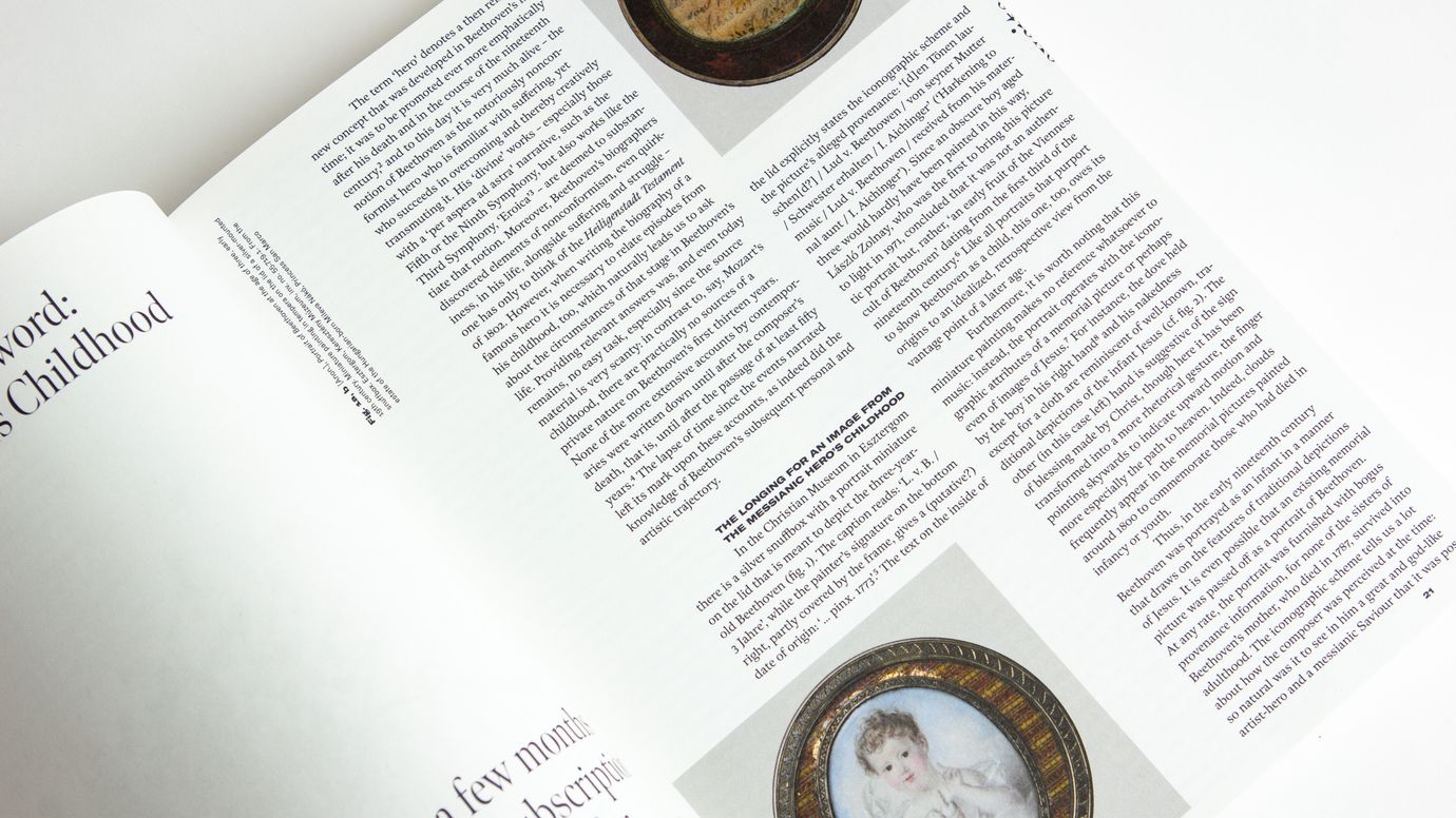 The logo of the city of Stade, a combination of the letter 'S' and an anchor, is displayed in white against a background photo of the city's picturesque historic harbor. The harbor is bustling with lively cafes that surround the water.